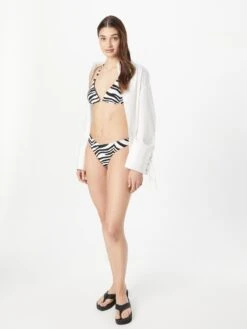 Becksöndergaard Triangel Bikini Tops Triangel Bikinitop Bel Dames Zwart -Sunseeker Winkel 0a1dc04ead7cc966a475299efa436155