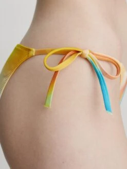 Calvin Klein Swimwear Bikini Broekjes Bikinibroek Dames Goudgeel 11 Calvin Klein Swimwear Bikini Broekjes Bikinibroek Dames Goudgeel -Sunseeker Winkel 17dfd37e221c3675a8516271b3da13af