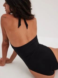 NA-KD Badpakken Zonder Beugel Badpak Dames Zwart -Sunseeker Winkel 21b87f59a651d3eb848e103d756ea194