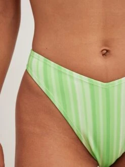 NA-KD Bikini Broekjes Bikinibroek Dames Pastelgroen / Lichtgroen -Sunseeker Winkel 444ce6dd3347116dc1d9d445053d3ebc