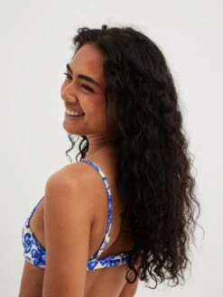 NA-KD Bikini Tops Met Beugel Balconette Bikinitop Dames Blauw / Donkerblauw -Sunseeker Winkel 4a2660128c8ebb5ecd906839b85afba6