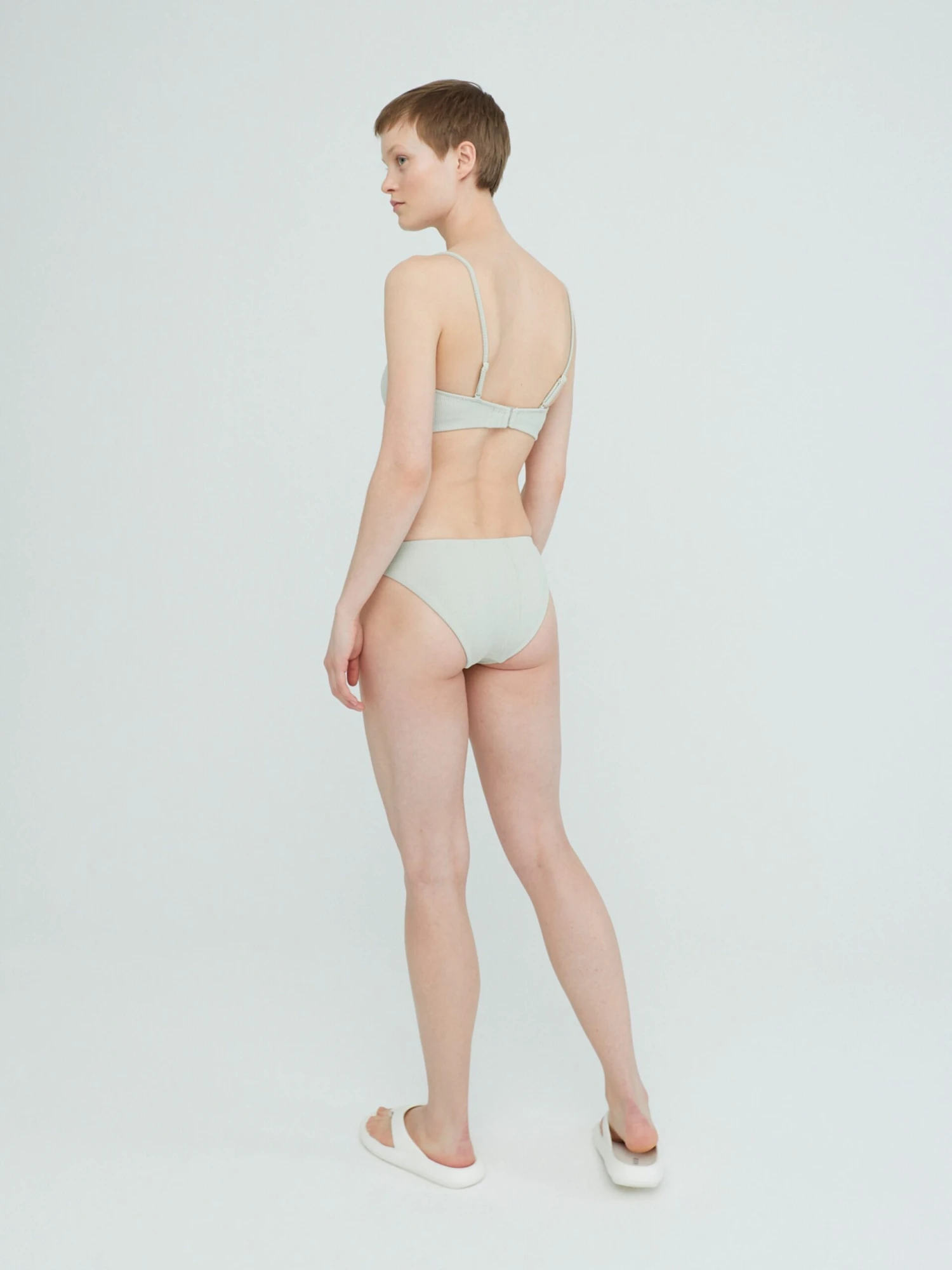 EDITED Bustier Bikini Tops Bustier Bikinitop Fanny Dames Mintgroen 6 EDITED Bustier Bikini Tops Bustier Bikinitop Fanny Dames Mintgroen - Afbeelding 4