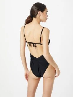 RIVER ISLAND Grote Cups Triangel Badpak Dames Zwart -Sunseeker Winkel b9e9b22b622a18bc1711aecbb72259dd