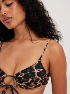 NA-KD Balconette Bikini Tops Balconette Bikinitop Dames Kastanjebruin / Lichtbruin -Sunseeker Winkel c9805ff1e56ce83662ccf25efed1b788